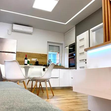 شقة Irisz Hillside *